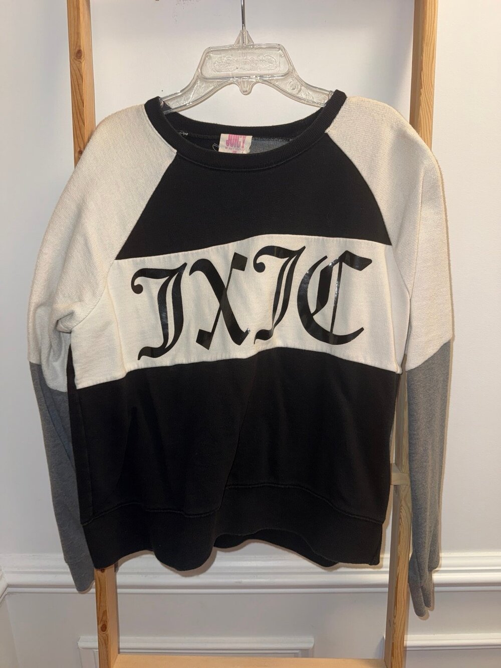 Juicy Couture Sweatshirt